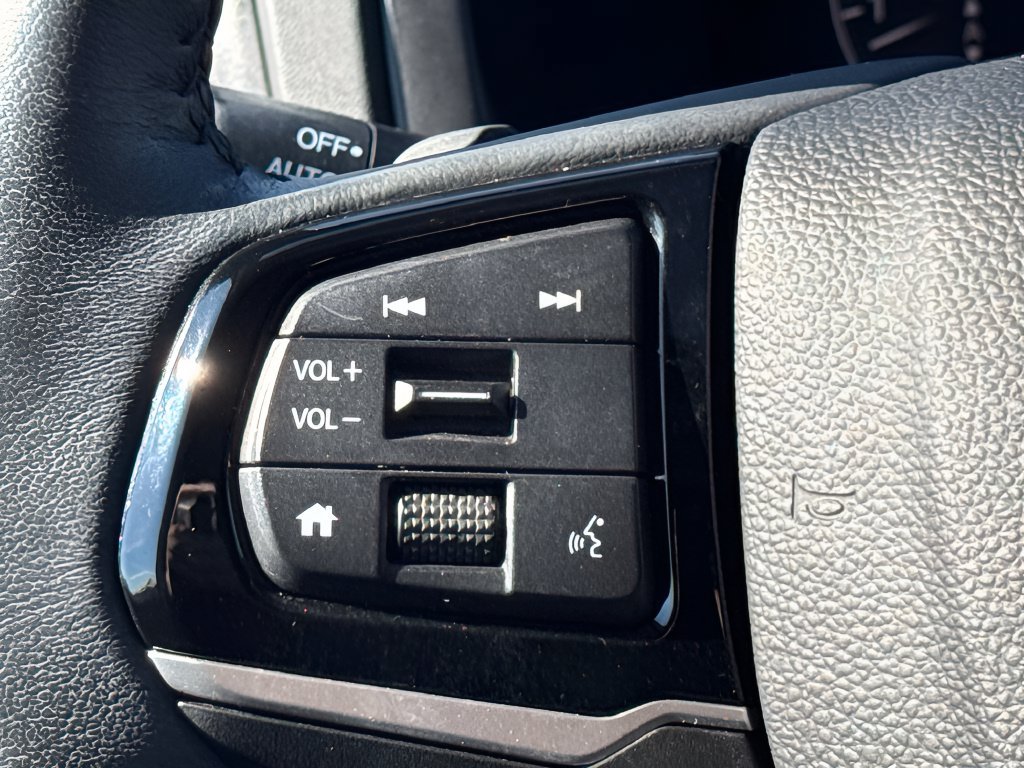 Used 2026 Honda Odyssey Touring image 16