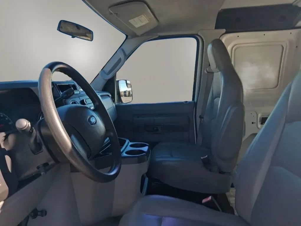 Used 2011 Ford E-250 and Econoline 250 Extended w/ PWR Group RWD image 17
