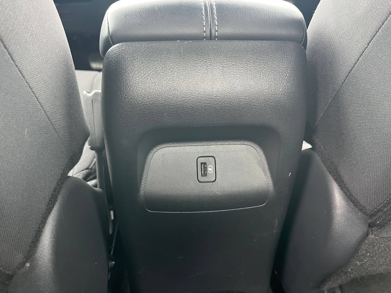Used 2025 Nissan Sentra SV FWD image 21