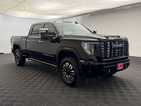 Used 2025 GMC Sierra 2500 Denali Ultimate AWD/4WD image 7