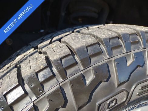 Used 2017 Ford F350 XLT w/ FX4 4x4 Off Road Package image 28