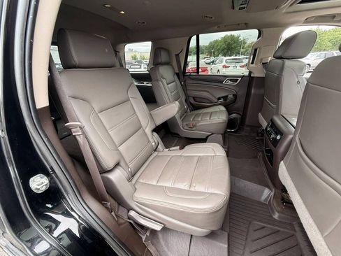 Used 2018 GMC Yukon Denali w/ Denali Ultimate Package AWD/4WD image 19