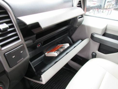 Used 2020 Ford F550 2WD Regular Cab Super Duty image 22