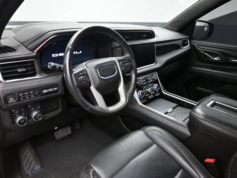 Used 2022 GMC Yukon Denali AWD/4WD image 5