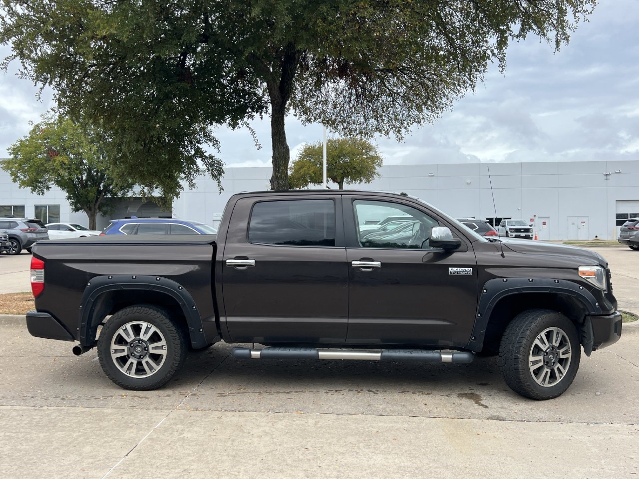 Used 2018 Toyota Tundra Platinum AWD/4WD image 3