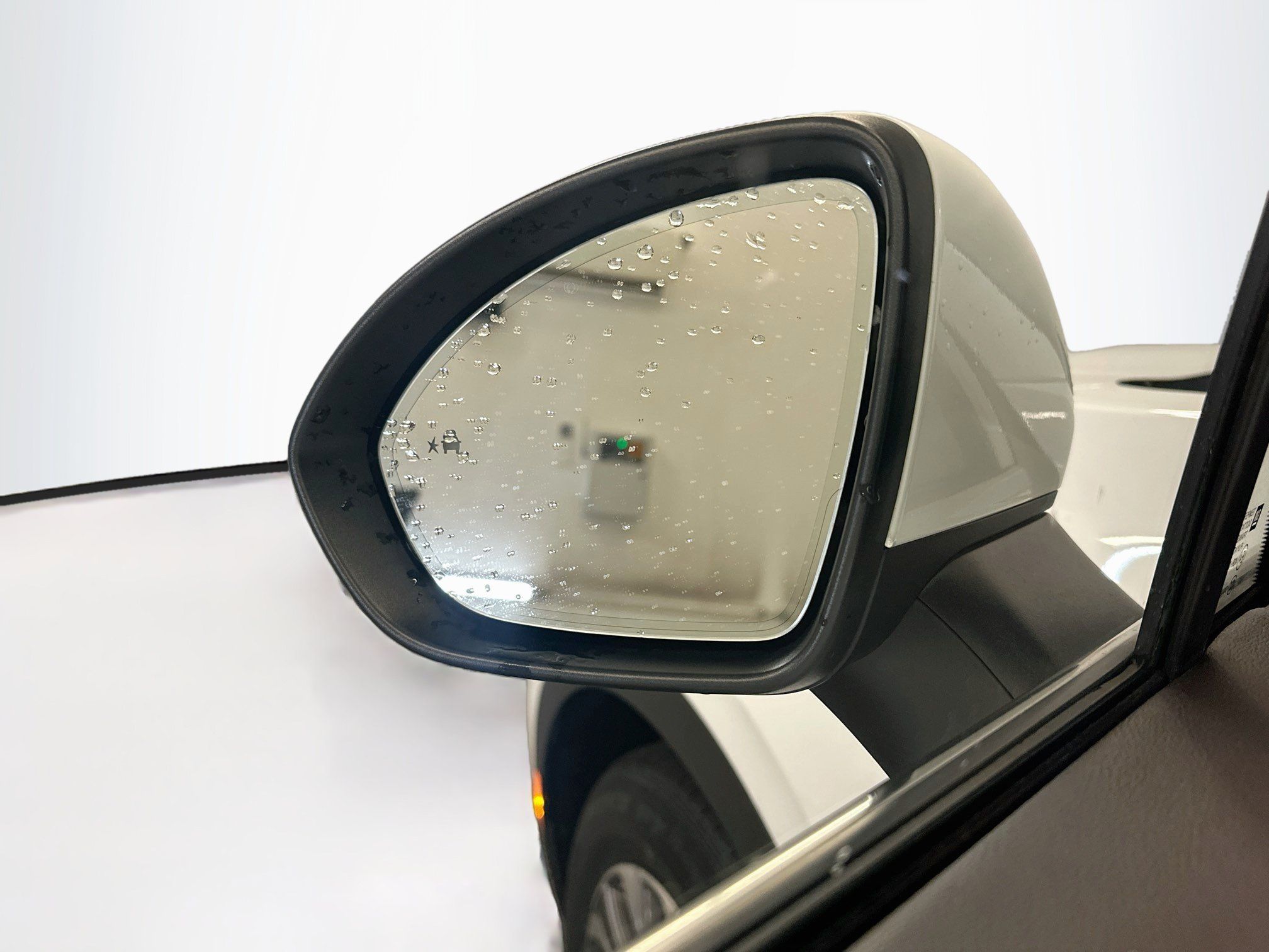 Used 2024 Buick Envision Preferred AWD/4WD image 16