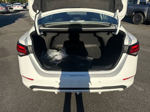New 2025 Nissan Sentra SV image 18