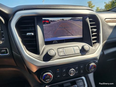 Used 2021 GMC Acadia SLE image 4