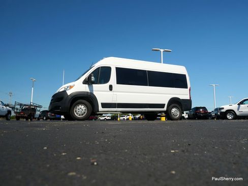 Used 2023 RAM ProMaster 2500 image 27