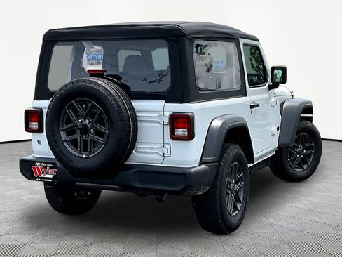 Used 2026 Jeep Wrangler Sport AWD/4WD image 6