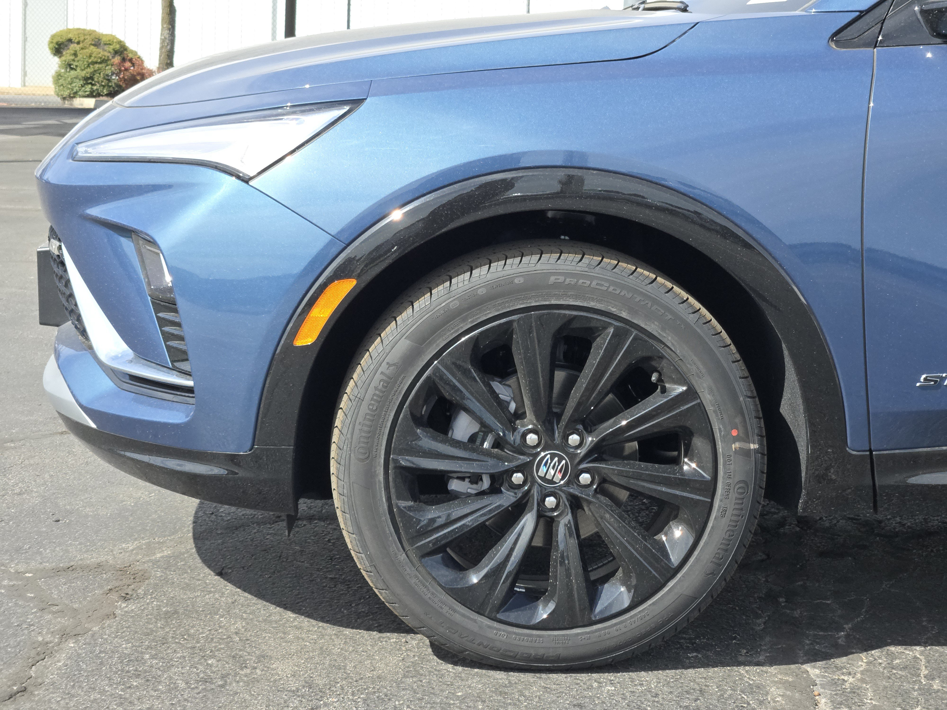 New 2026 Buick Envista Sport Touring w/ Convenience I Package FWD image 5