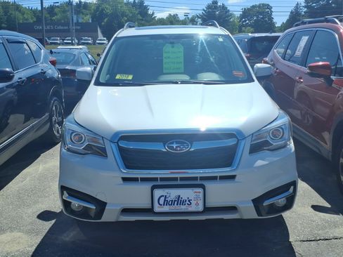 Used 2018 Subaru Forester 2.5i Limited AWD/4WD image 2
