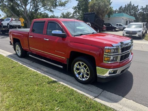Used 2014 Chevrolet Silverado 1500 LTZ Z71 AWD/4WD image 2