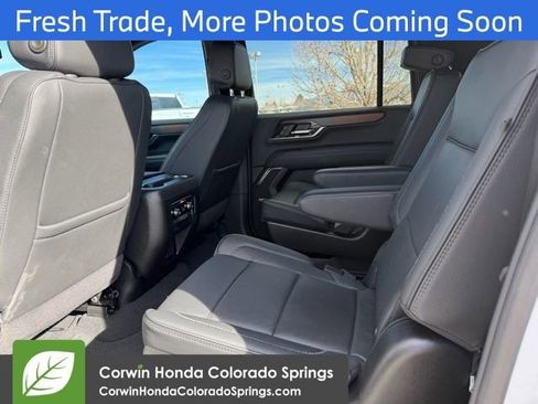 Used 2025 GMC Yukon XL Denali image 11