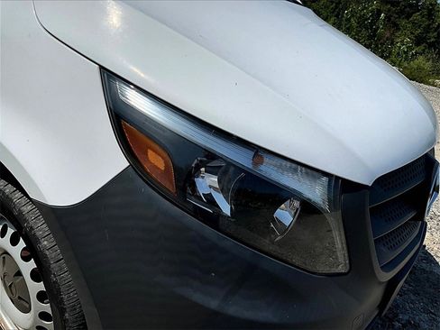 Used 2018 Mercedes-Benz Metris image 27