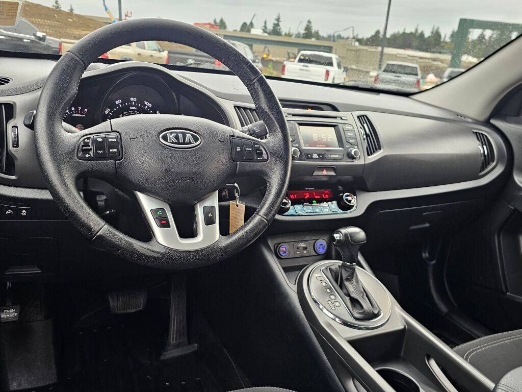 Used 2012 Kia Sportage EX AWD/4WD image 11