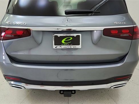 Used 2025 Mercedes-Benz GLS 450 GLS 450 image 11