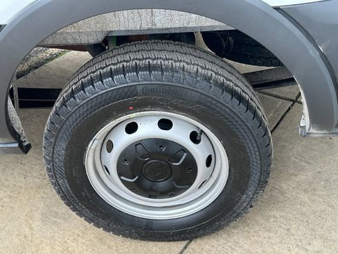New 2026 Ford Transit 350 148 Medium Roof RWD image 6