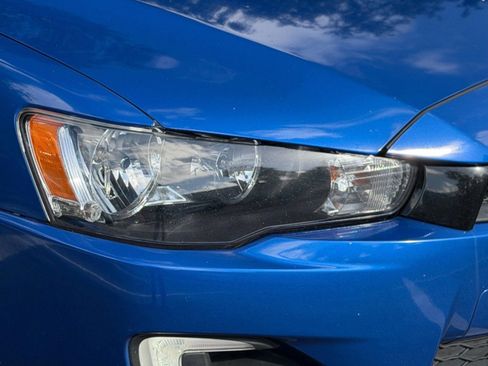 Used 2017 Mitsubishi Lancer ES FWD image 33