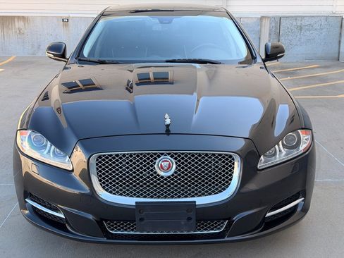 Used 2014 Jaguar XJ L Portfolio RWD image 8