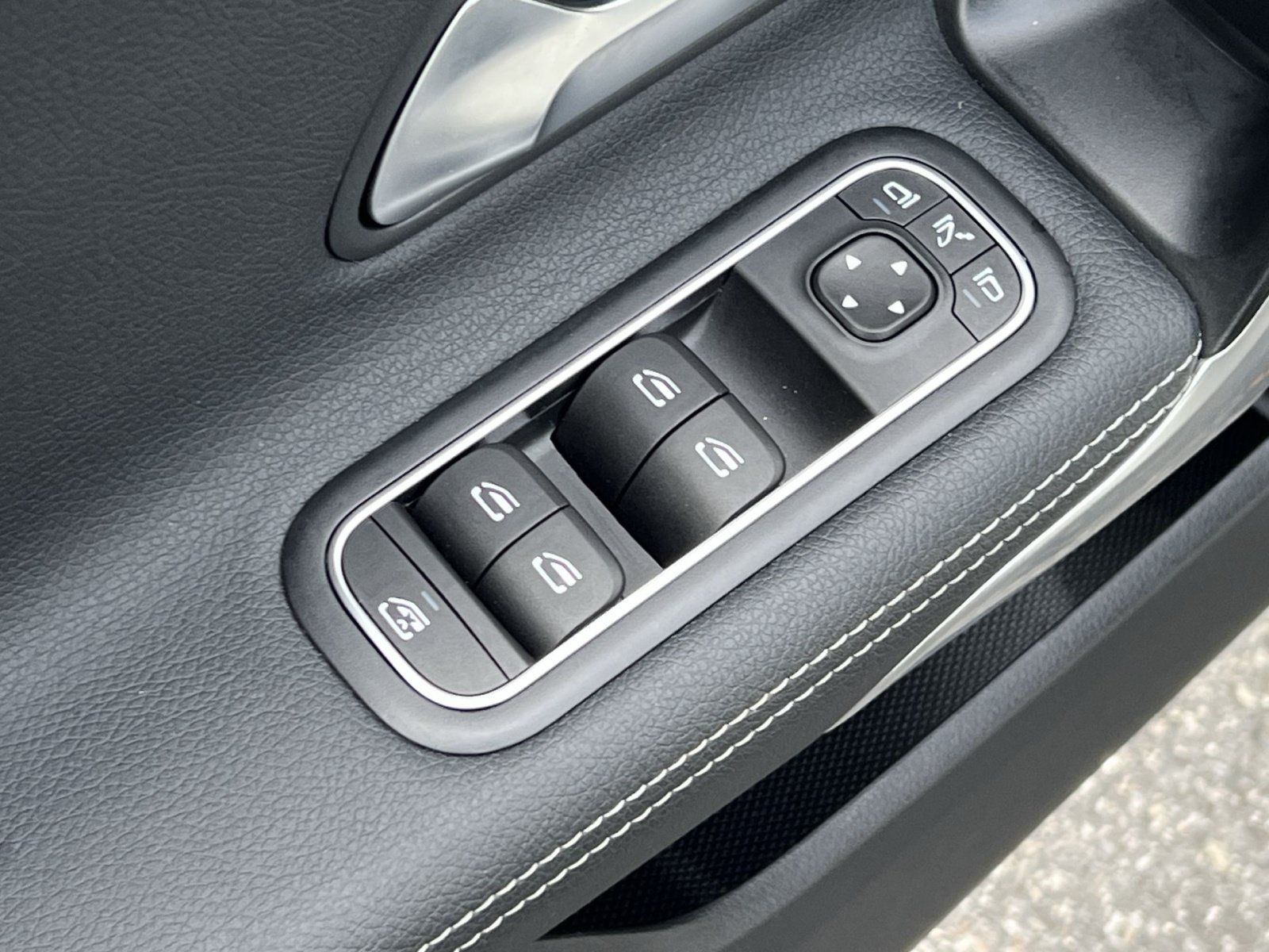 Used 2025 Mercedes-Benz CLA 250 4MATIC image 20
