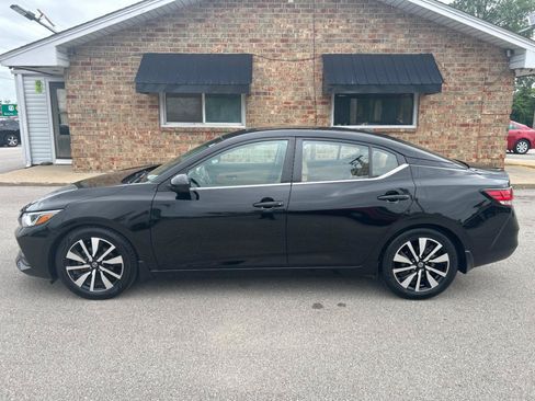 Used 2022 Nissan Sentra SV w/ SV Premium Package FWD image 10