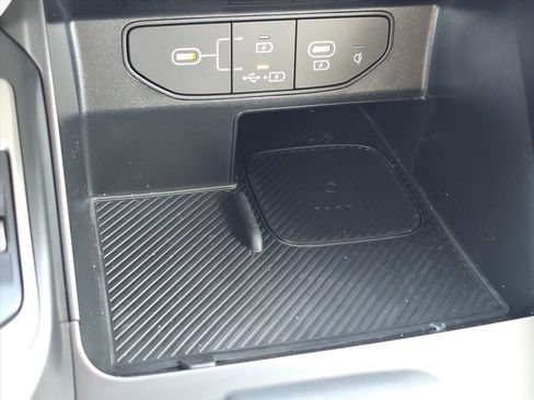 New 2026 Kia Sorento S image 14