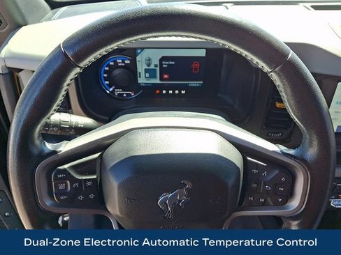 Used 2022 Ford Bronco Badlands w/ Sasquatch Package AWD/4WD image 4