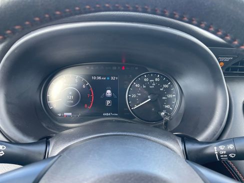 Used 2023 Nissan Kicks SR w/ SR Premium Package image 16