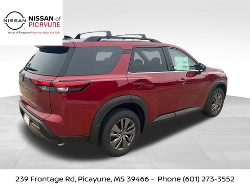 New 2026 Nissan Pathfinder SV image 5