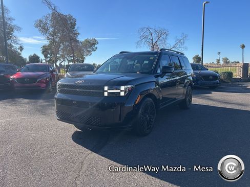 Used 2024 Hyundai Santa Fe Calligraphy image 3