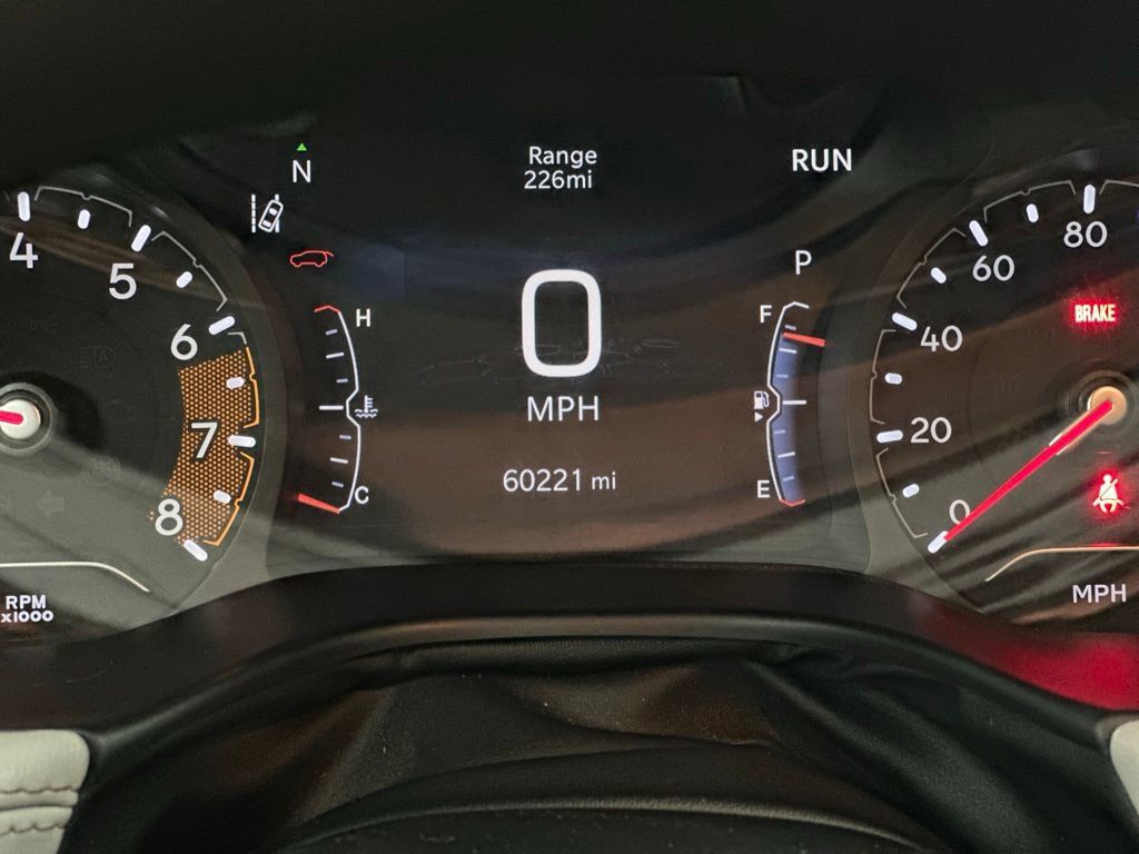 Used 2025 Jeep Compass Limited AWD/4WD image 5