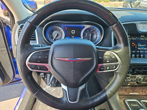 Used 2019 Chrysler 300 Limited w/ Safetytec Plus Group RWD image 14