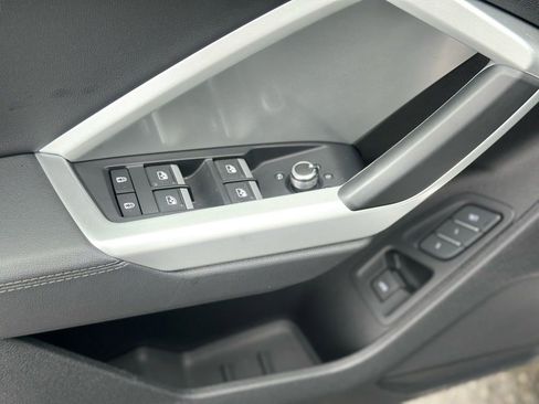 Used 2025 Audi Q3 2.0T Premium w/ Convenience Package image 20