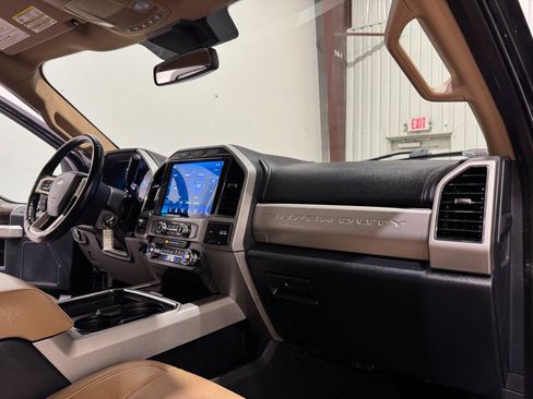 Used 2022 Ford F250 Lariat w/ Lariat Value Package AWD/4WD image 43