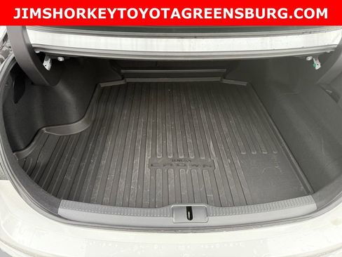 Used 2024 Toyota Crown Platinum image 24