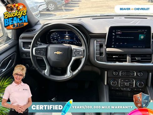 Used 2024 Chevrolet Suburban LT RWD image 16