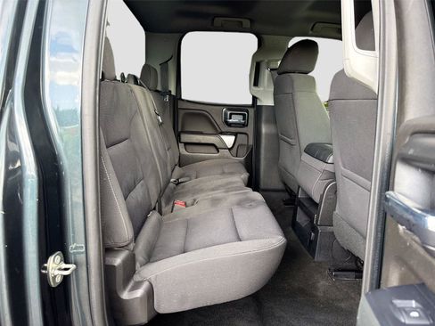 Used 2018 Chevrolet Silverado 1500 LT RWD image 24