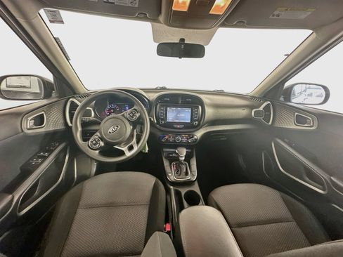 Used 2021 Kia Soul LX FWD image 21