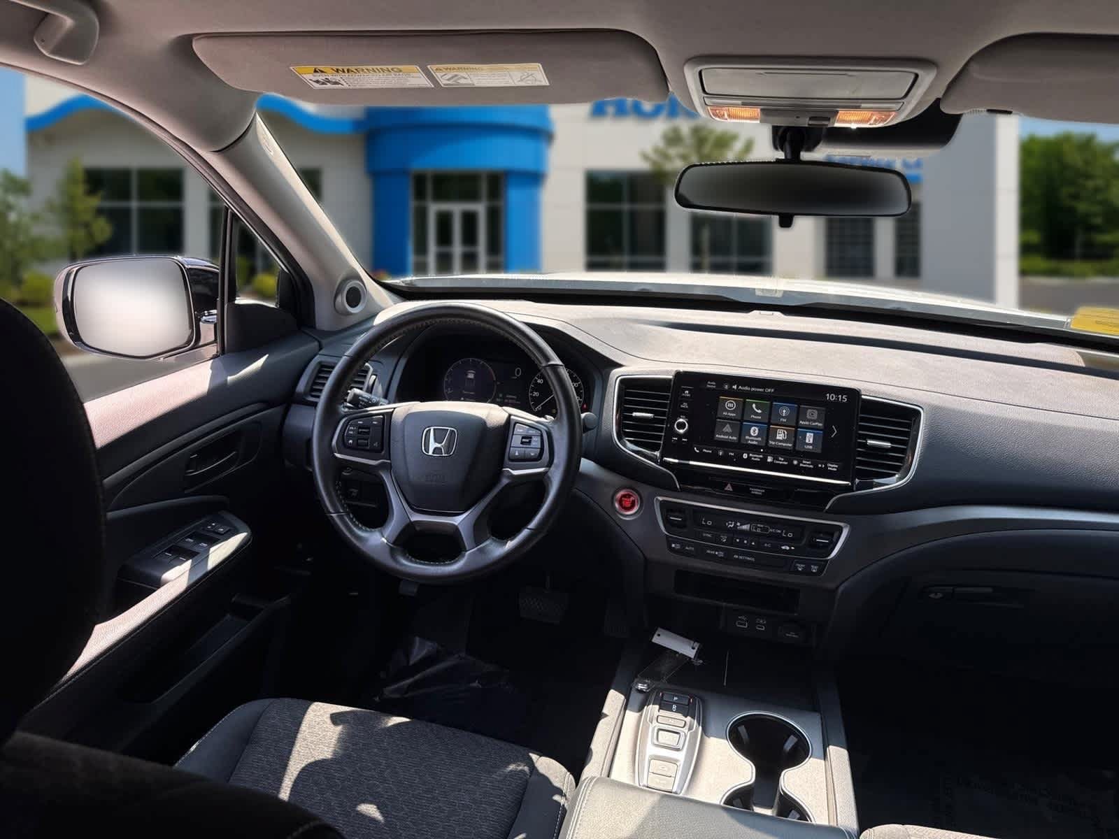Used 2025 Honda Ridgeline Sport image 31