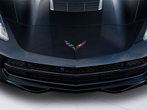 Used 2017 Chevrolet Corvette Stingray Coupe w/ Carbon Flash Badge Package image 10