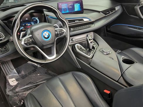 Used 2019 BMW i8 Roadster AWD/4WD image 16