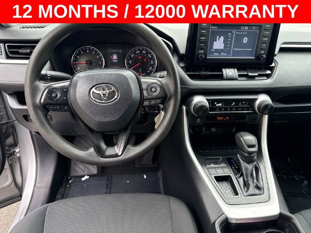 Used 2019 Toyota RAV4 LE FWD image 17