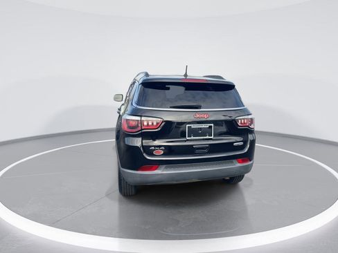 Used 2017 Jeep Compass Latitude image 7