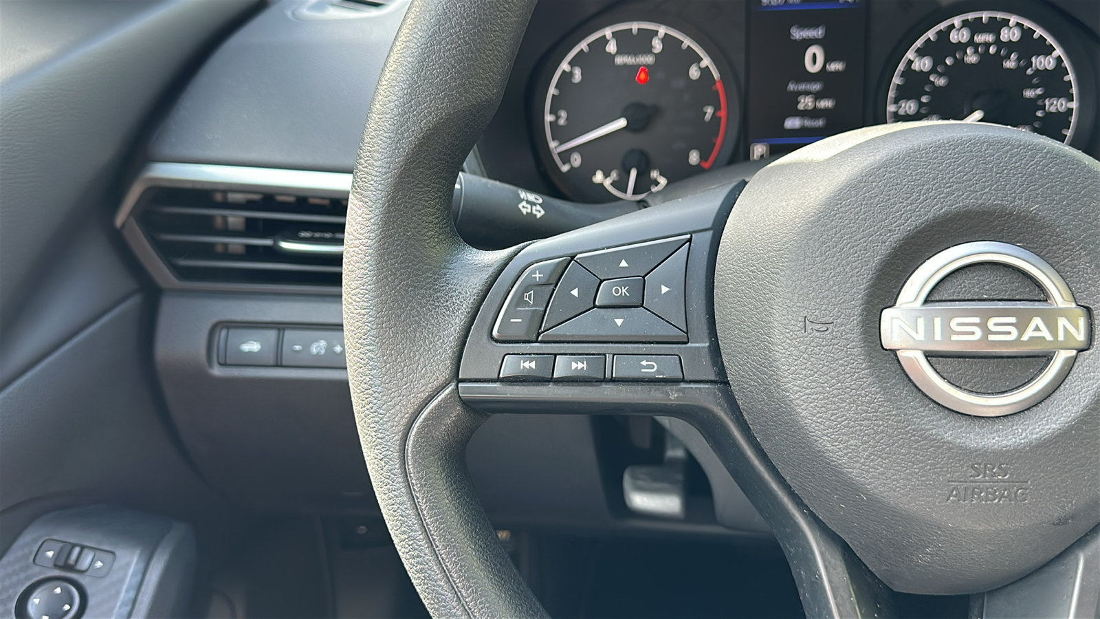 Certified 2023 Nissan Altima 2.5 S FWD image 14
