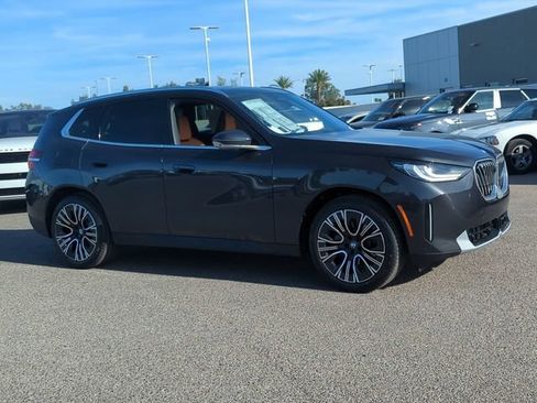 Used 2026 BMW X3 xDrive30i w/ Premium Package AWD/4WD image 4
