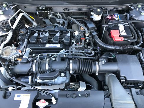 Used 2019 Honda Accord EX image 29