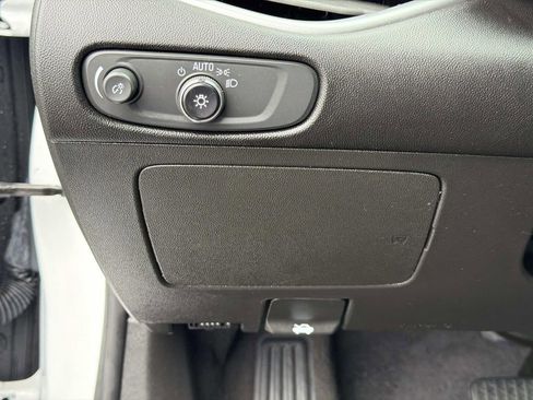 Used 2023 Chevrolet Malibu LT FWD image 22