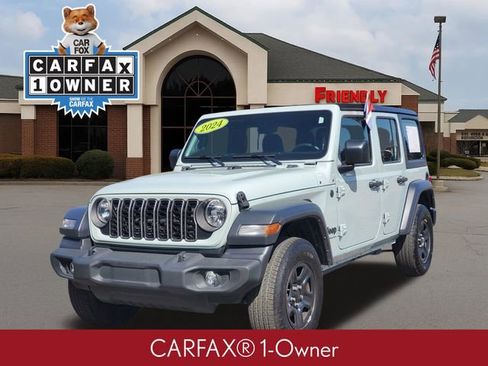 Used 2024 Jeep Wrangler Unlimited Sport AWD/4WD image 2