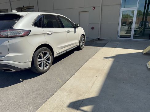 Used 2016 Ford Edge Sport w/ Equipment Group 401A AWD/4WD image 6